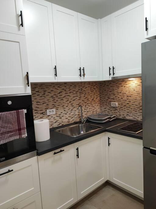 Grand View Apartment سكوبجي المظهر الخارجي الصورة